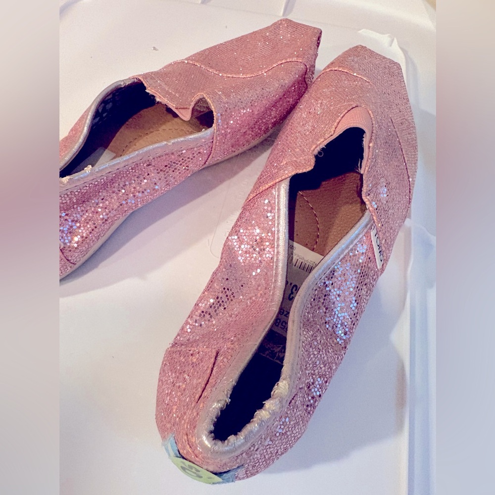 Tom’s Pink Glitter.